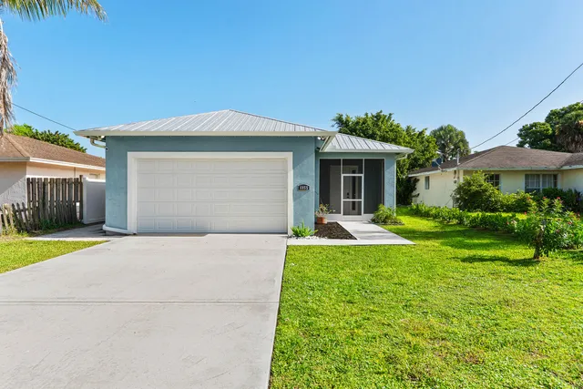 3-bedroom home at 6855 4TH Street, Limestone Creek