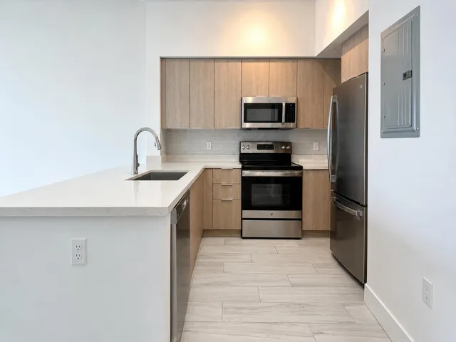 1-bedroom rental at 601 E Dania Beach Boulevard #1008, Dania Beach