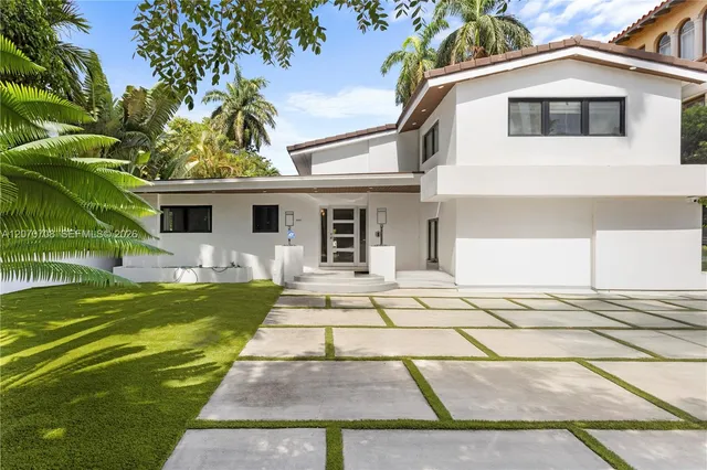 5-bedroom home at 2388 Prairie Avenue, Miami Beach