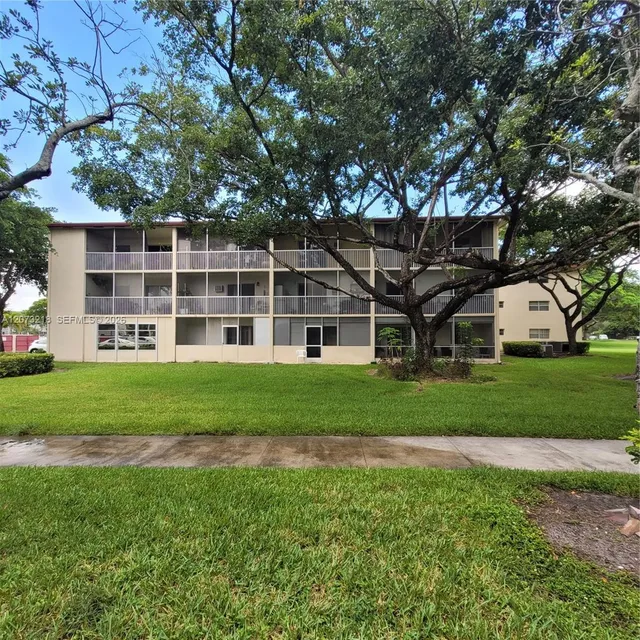 1-bedroom home at 151 SW 134th Way #212N, Pembroke Pines