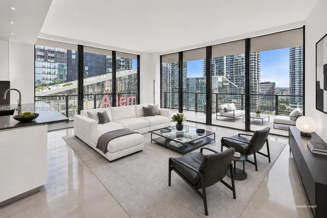2-bedroom home at 68 SE 6th Street #1702, Miami