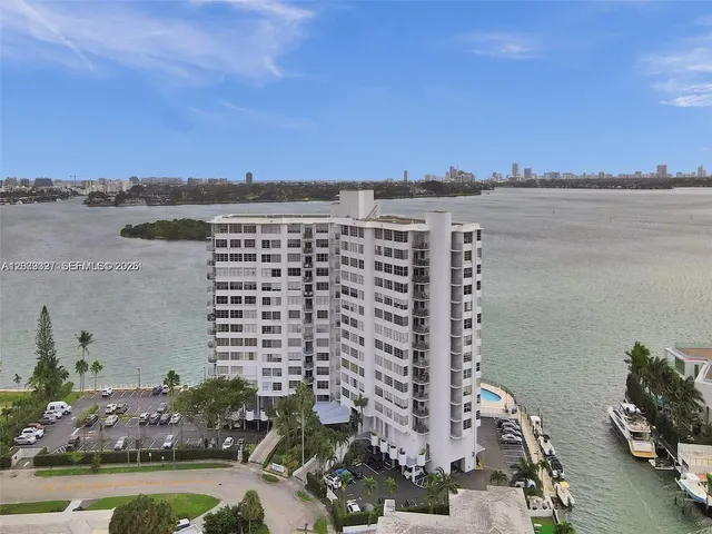 1-bedroom home at 11930 N Bayshore Drive #1407, North Miami