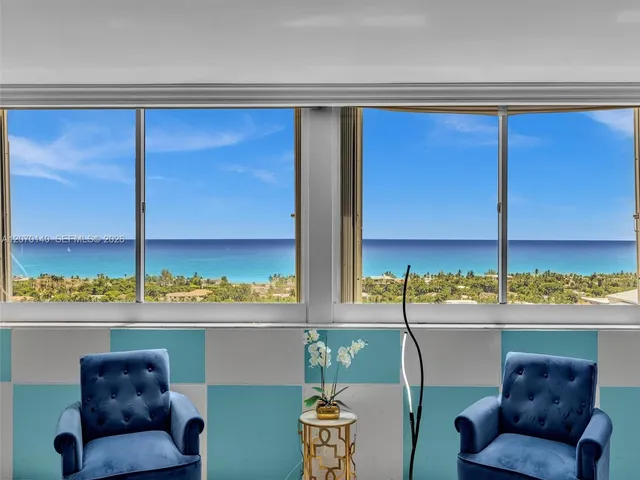3-bedroom home at 20185 E Country Club Drive #2101, Aventura
