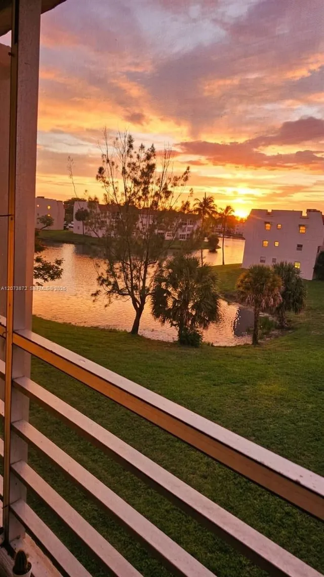 2-bedroom home at 8000 N Sunrise Lakes Drive #309, Sunrise