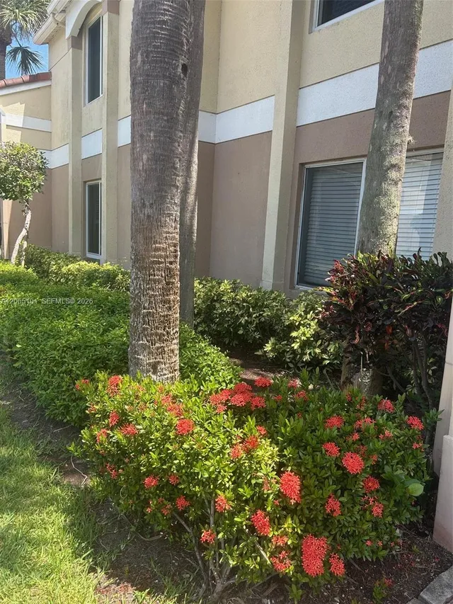 1-bedroom rental at 815 W Boynton Beach Boulevard #2-202, Boynton Beach