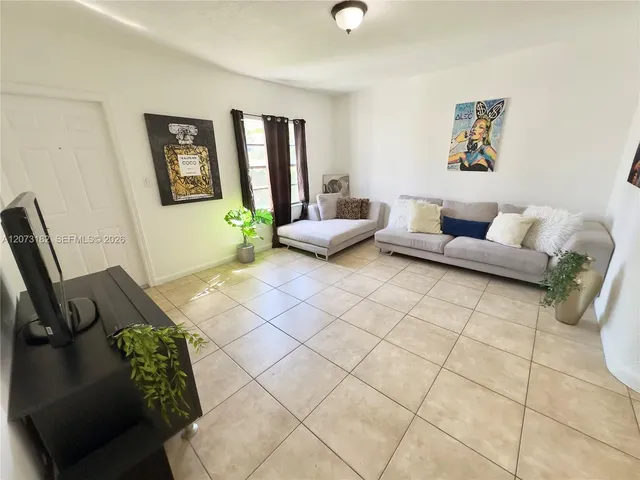 2-bedroom rental at 301 NW 37th Street, Miami