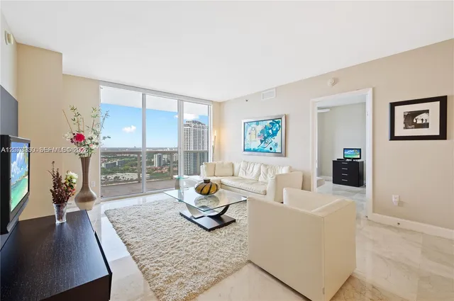 3-bedroom rental at 1850 S Ocean Drive #3508, Hallandale Beach