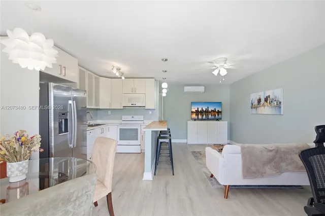 1-bedroom rental at 2716 NE 30th Place #207C, Fort Lauderdale