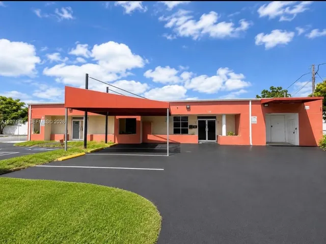 Commercial at 120 SW 70th Avenue, Pembroke Pines