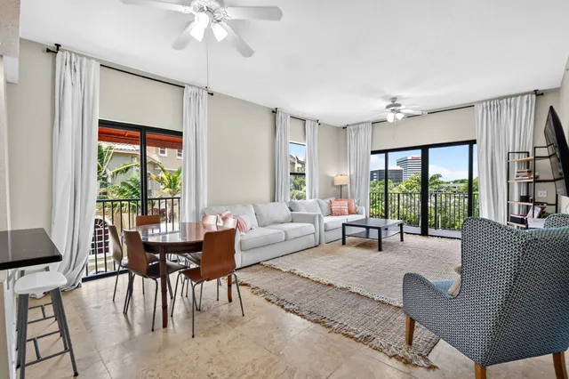 2-bedroom home at 1620 Presidential Way #402, West Palm Beach