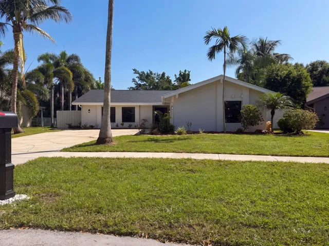 3-bedroom home at 888 Brightwood, Wellington