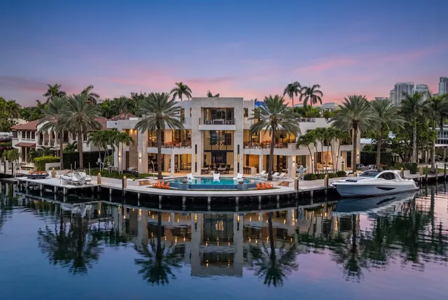 7-bedroom home at 200 Fiesta Way, Fort Lauderdale