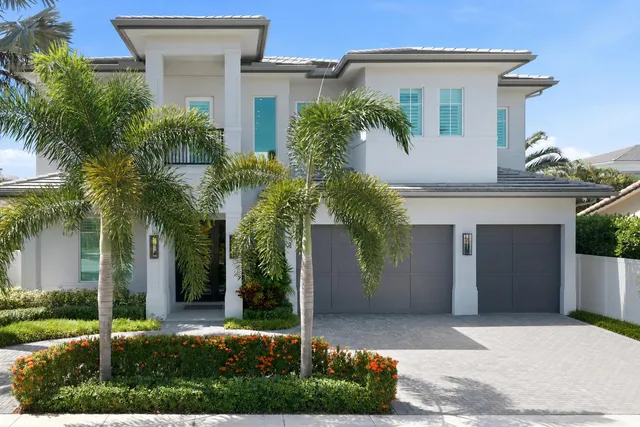 6-bedroom home at 334 NE 3RD Court, Boca Raton