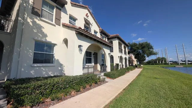3-bedroom rental at 4153 CASCADA Circle, Cooper City