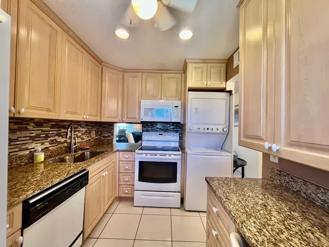 2-bedroom rental at 4090 TIVOLI Court #301, Lake Worth