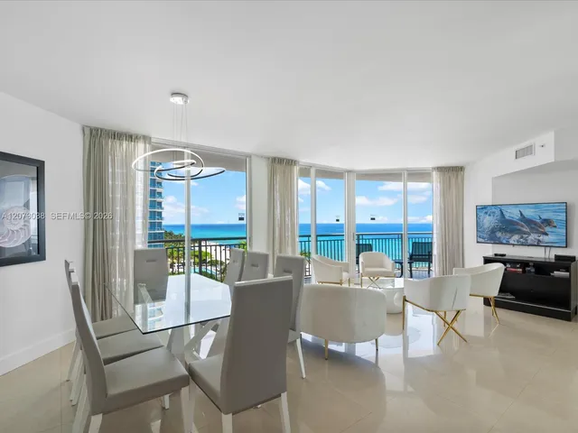 3-bedroom home at 17375 Collins Avenue #808, Sunny Isles Beach
