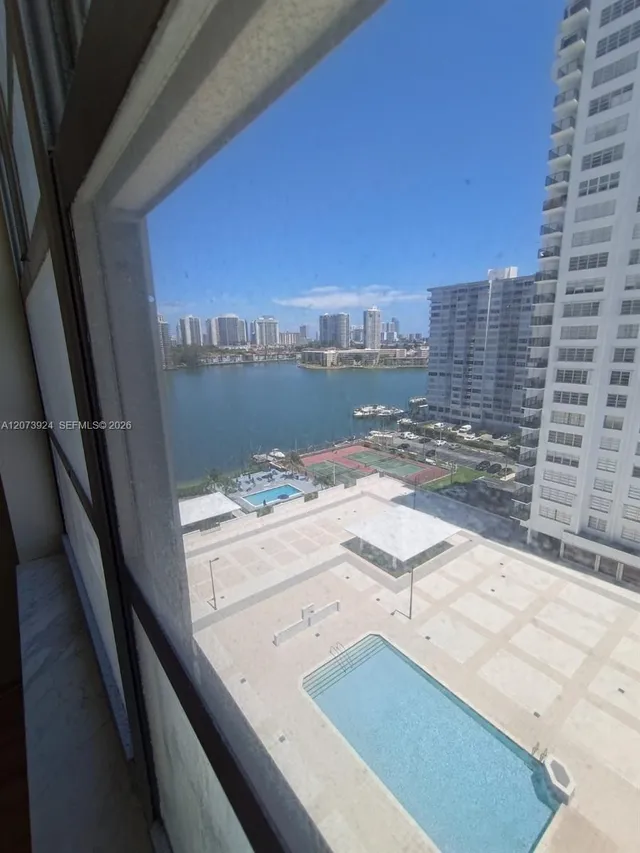 2-bedroom home at 2780 NE 183rd Street #1402, Aventura