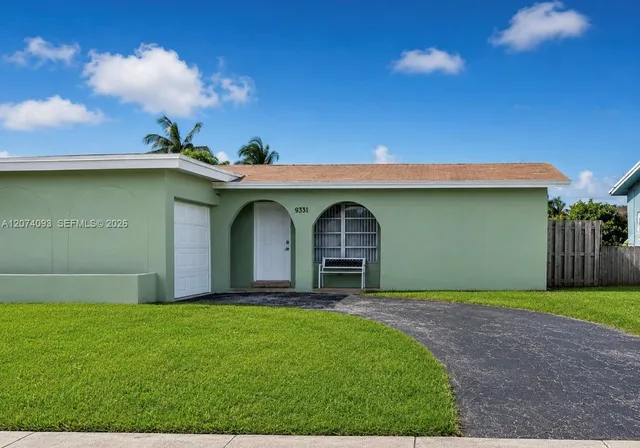 2-bedroom home at 9331 NW 24th Place, Sunrise