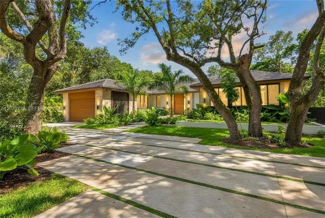5-bedroom home at 7840 SW 98th Street, Miami