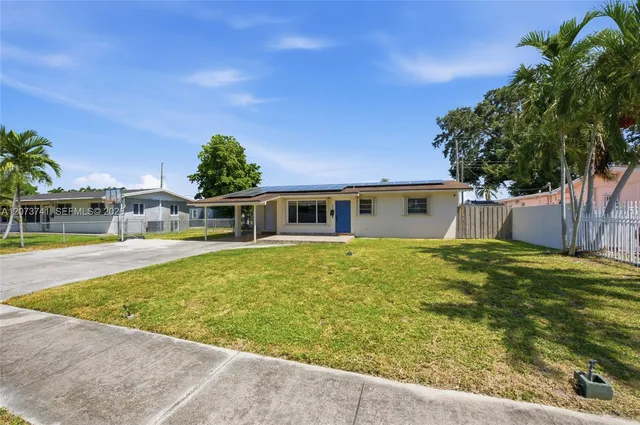 4-bedroom home at 681 W 55th Place, Hialeah