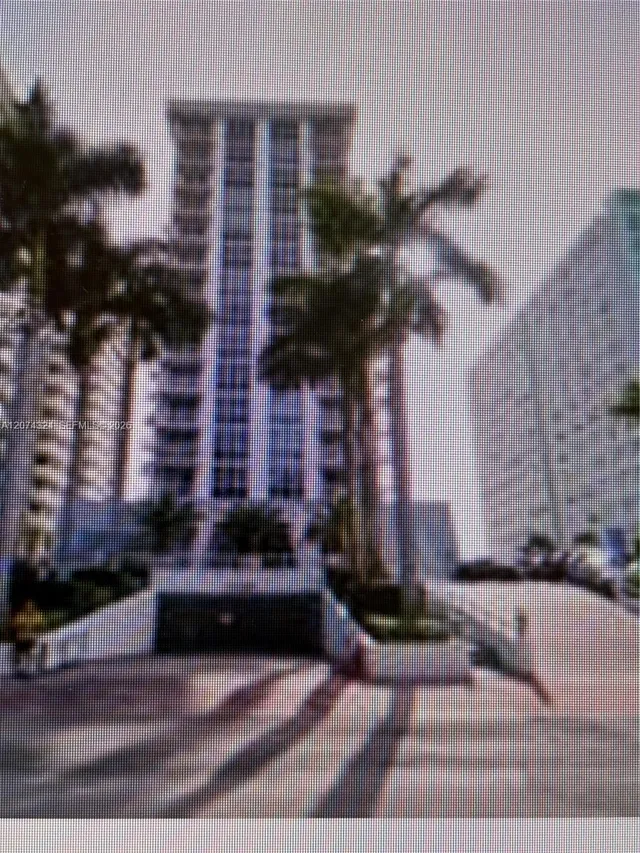1-bedroom home at 1228 West Avenue #609, Miami Beach