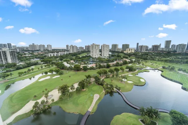 2-bedroom home at 20379 W Country Club Drive #2433, Aventura