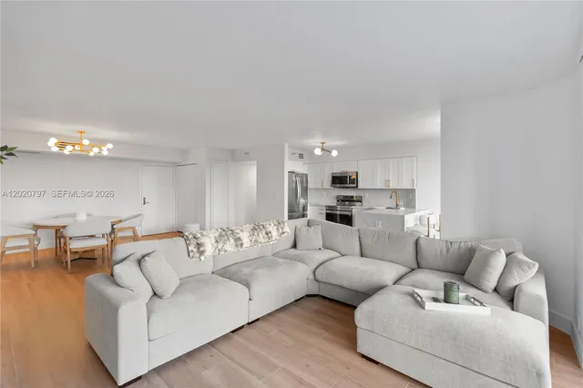 2-bedroom home at 19101 NE 36th Court #402, Aventura