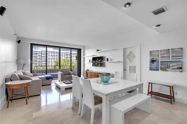3-bedroom rental at 251 Crandon Boulevard #431, Key Biscayne