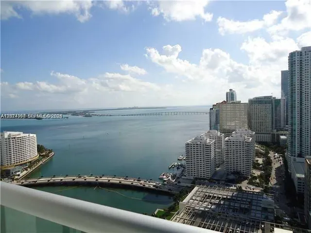 1-bedroom rental at 495 Brickell Avenue #3609, Miami