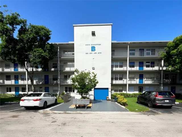 2-bedroom rental at 551 SW 135th Avenue #413B, Pembroke Pines