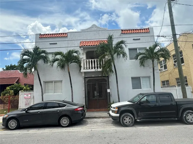 Commercial at 412 SW 10th Avenue, Miami