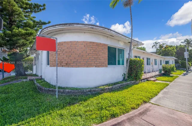 Commercial at 625 75th Street, Miami Beach