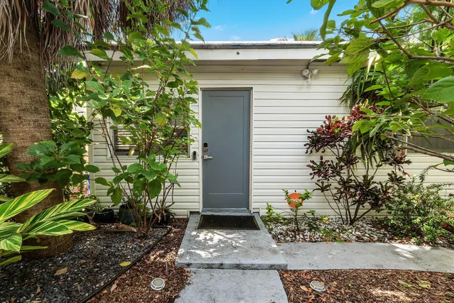 2-bedroom home at 1309 Lucerne Avenue, Lake Worth Beach
