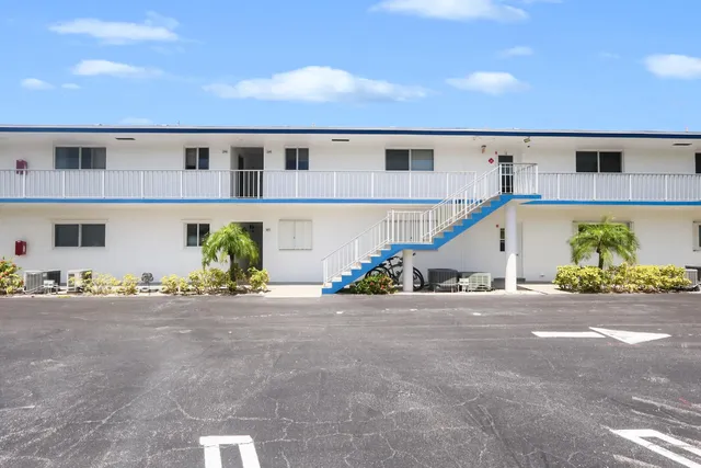 2-bedroom home at 11 Garden Street #206T, Tequesta
