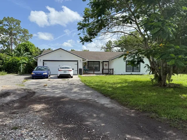 3-bedroom home at 16393 E LANCASHIRE Drive E, The Acreage