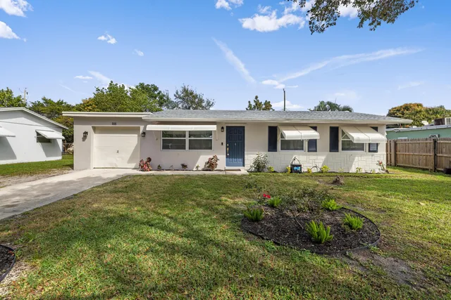 4-bedroom home at 336 S CHILLINGWORTH Drive, West Palm Beach
