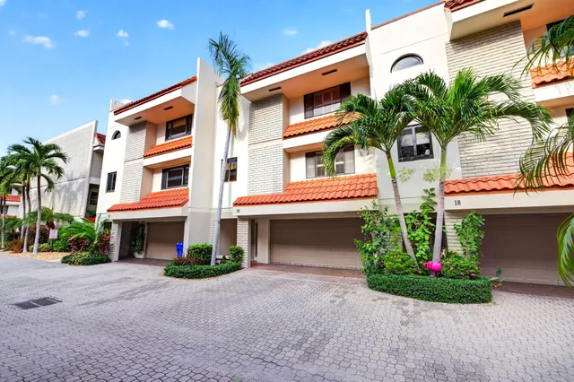 3-bedroom home at 1401 NE 9th Street #20, Fort Lauderdale
