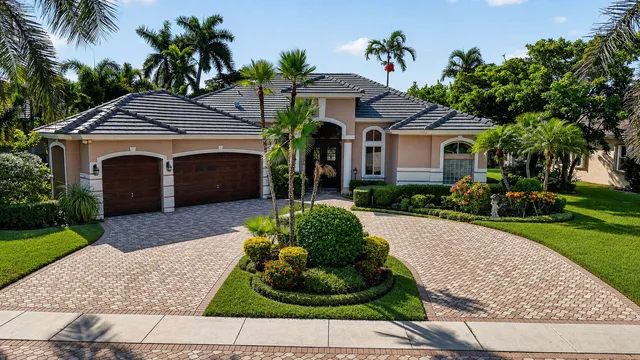 4-bedroom home at 8100 Muirhead Circle, Boynton Beach