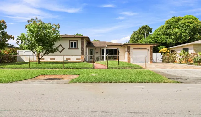 4-bedroom home at 655 W MELROSE Circle, Fort Lauderdale