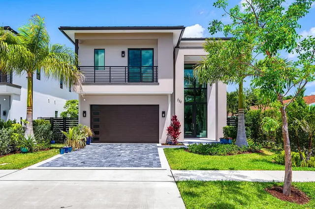 4-bedroom rental at 239 NE 11th Street, Delray Beach