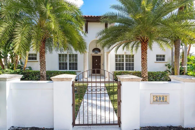 3-bedroom rental at 200 NE 2nd Street, Boca Raton