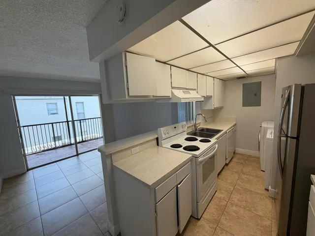 2-bedroom rental at 4419 TREEHOUSE Lane #C, Tamarac