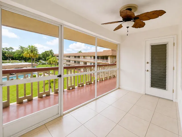 2-bedroom rental at 5300 WASHINGTON Street #S313, Hollywood