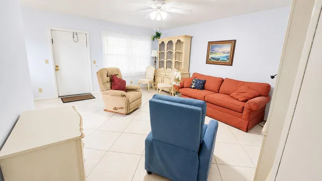 2-bedroom rental at 5 SUFFOLK A, Boca Raton