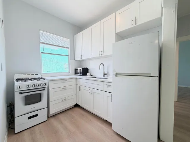 2-bedroom rental at 731 TUSCALOOSA Street #2, West Palm Beach