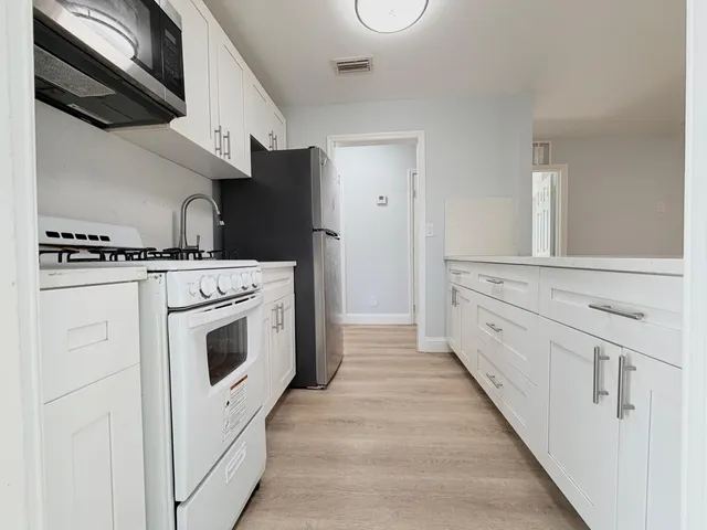 4-bedroom rental at 731 TUSCALOOSA Street #1, West Palm Beach
