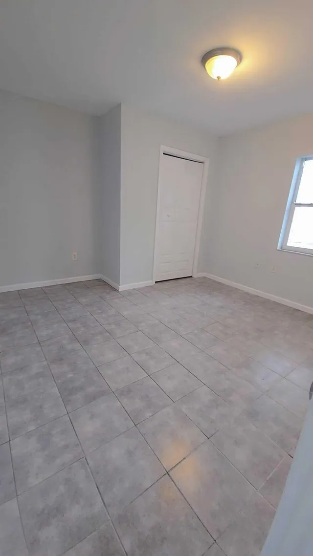 1-bedroom rental at 621 NW 5th Avenue #Unit 3, Pompano Beach