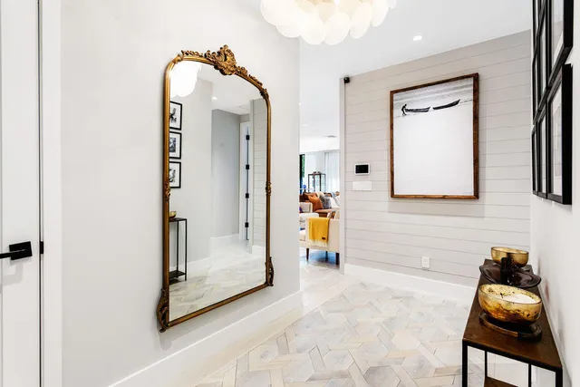 3-bedroom rental at 401 WORTH Avenue #2020, Palm Beach