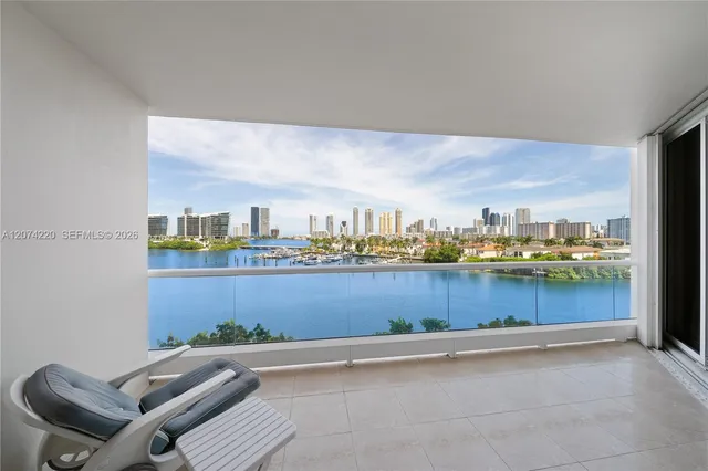 2-bedroom home at 7000 Island Boulevard #609, Aventura