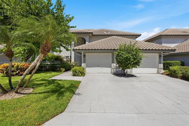 2-bedroom home at 11594 Briarwood Circle #4, Boynton Beach